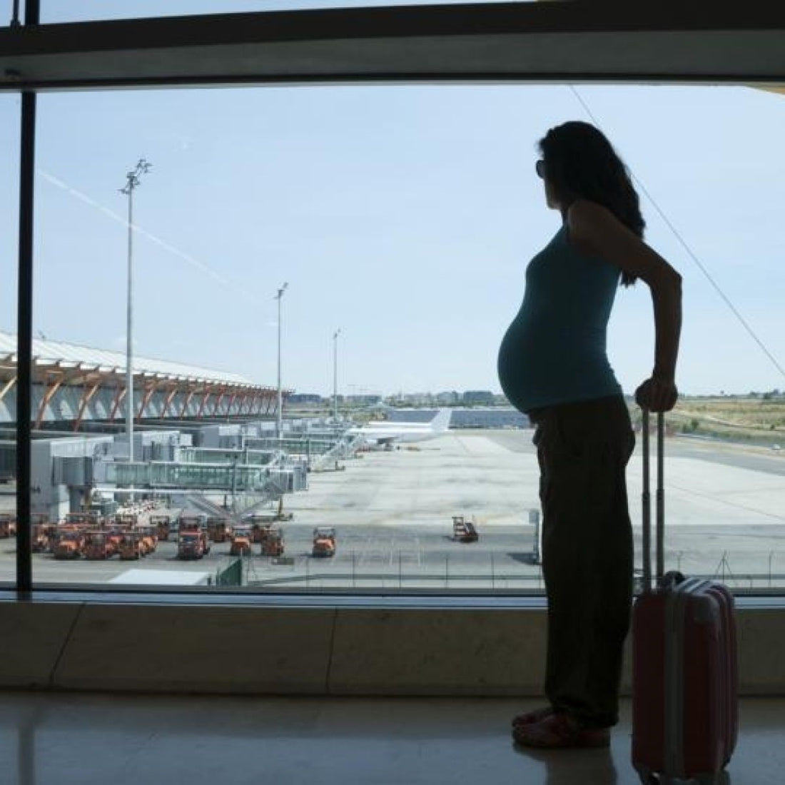 TRAVELLING DURING PREGNANCY DO AND DON’T’S